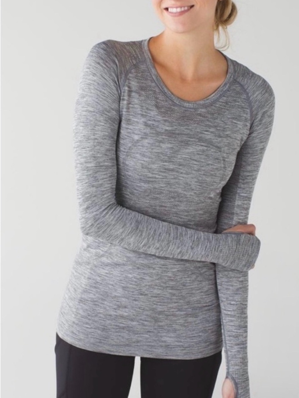 lululemon athletica Swiftly Tech Heather Gray Long-Sleeve Seamless Crew